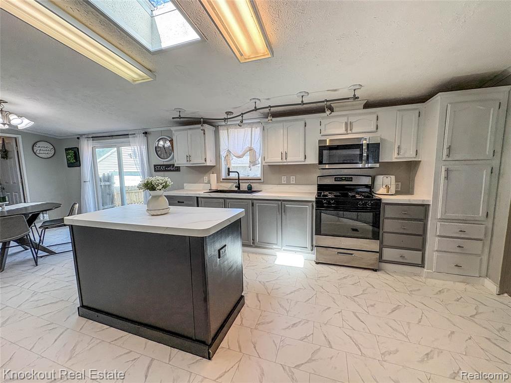 7760 Bell Road, Birch Run, MI 48415 — Photo 15