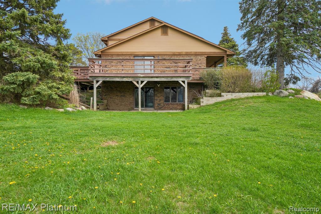 555 Crawford Farm Lane, Milford, MI 48380 — Photo 55