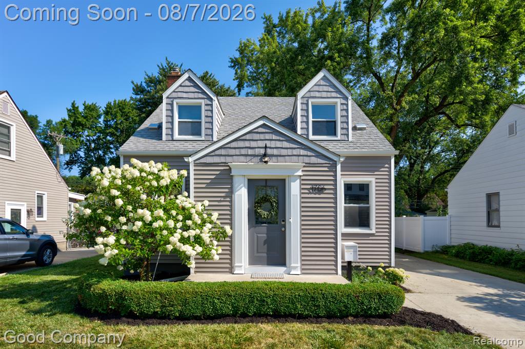 1706 Eaton Road, Berkley, MI 48072