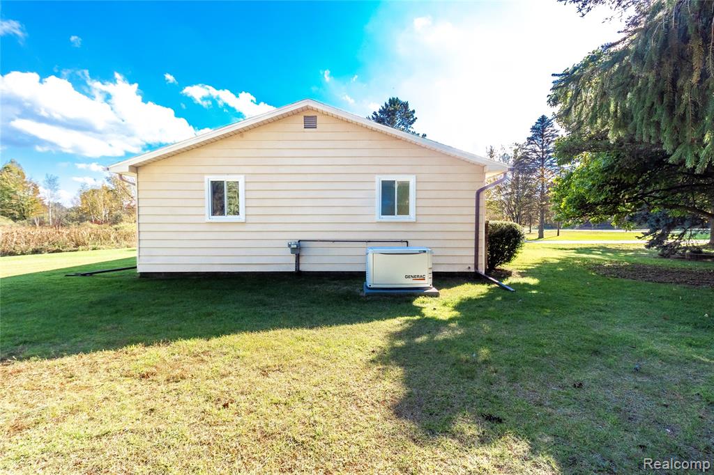 6208 Marathon Road, Otter Lake, MI 48464 — Photo 29