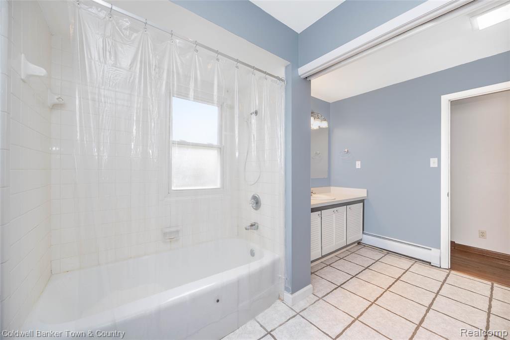 6461 Winans Lake Road, Brighton, MI 48116 — Photo 25