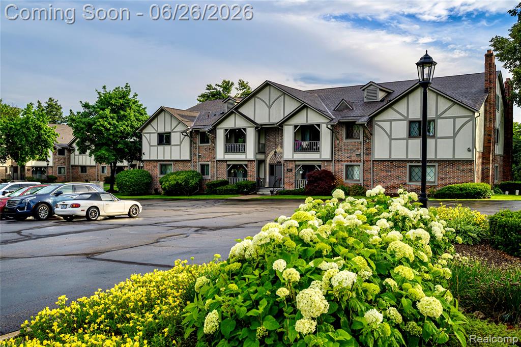 42160 Woodward Avenue, 7, Bloomfield Hills, MI 48304 — Photo 31
