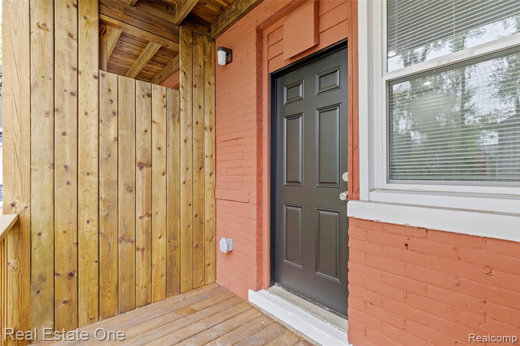 2282 Belvidere Street, Detroit, MI 48214 — Photo 19