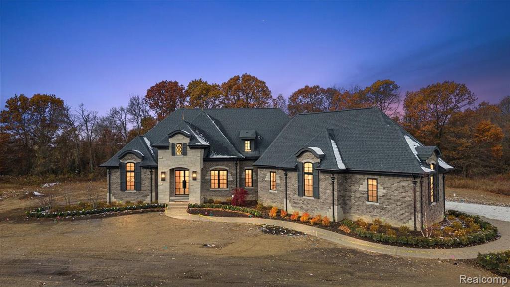 1597 Vista Drive, Oakland, MI — Photo 2