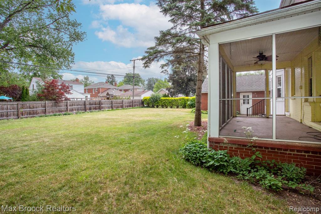 1852 Edgewood Boulevard, Berkley, MI 48072 — Photo 49