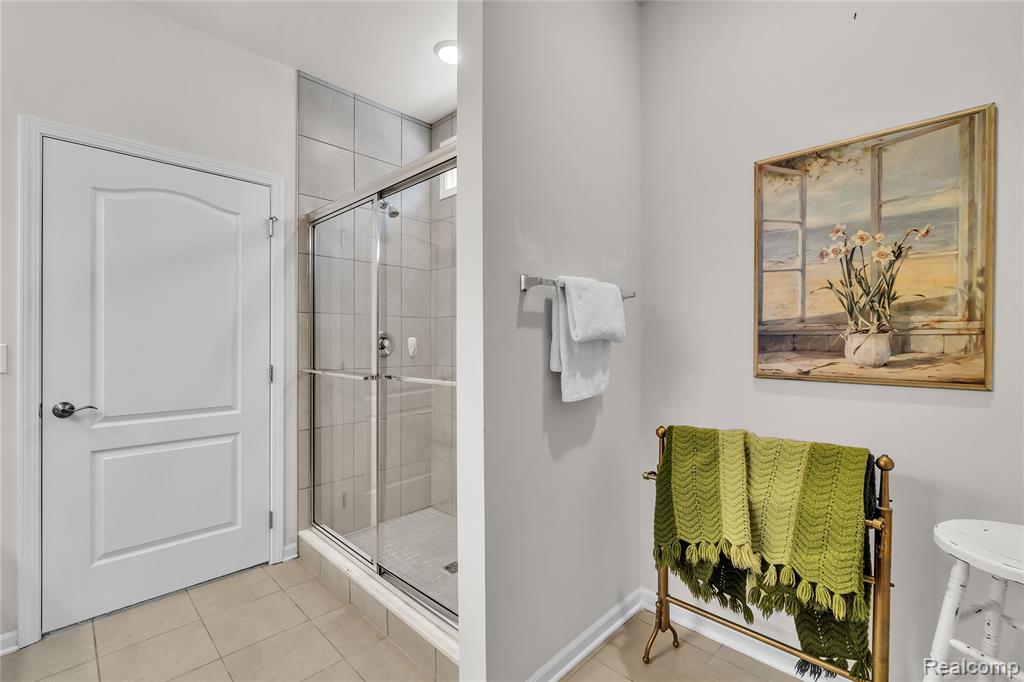 4633 CRESTWAY Drive, Brighton, MI 48116 — Photo 44