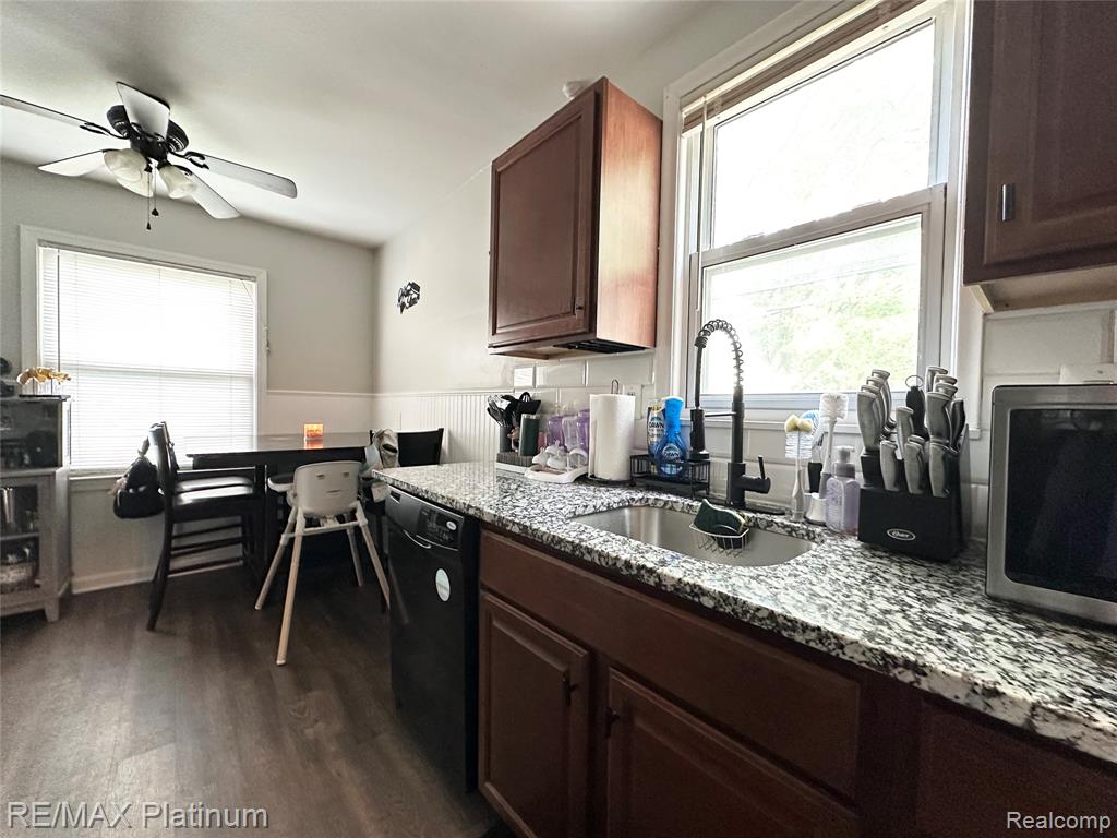 28417 Barton Street, Garden City, MI — Photo 3