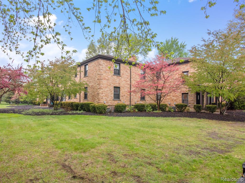 621 E Lincoln Avenue, Royal Oak, MI 48067 — Photo 25