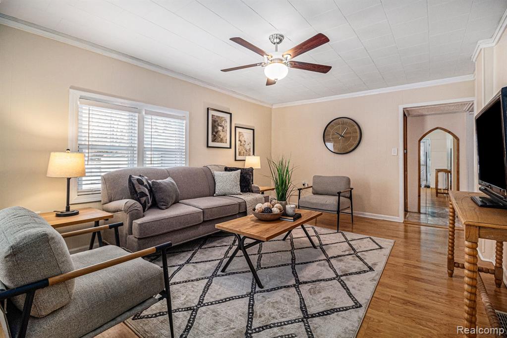 180 N Pasadena Street, Ypsilanti, MI 48198 — Photo 4