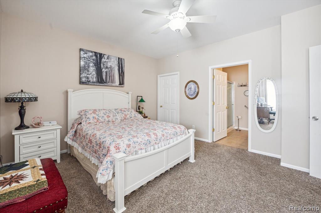 674 OLDE ENGLISH Circle, Howell, MI 48855 — Photo 15