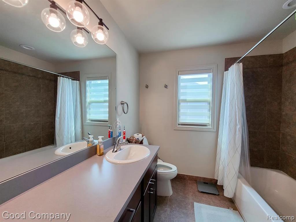 5342 Rangemore Drive, Troy, MI 48085 — Photo 22