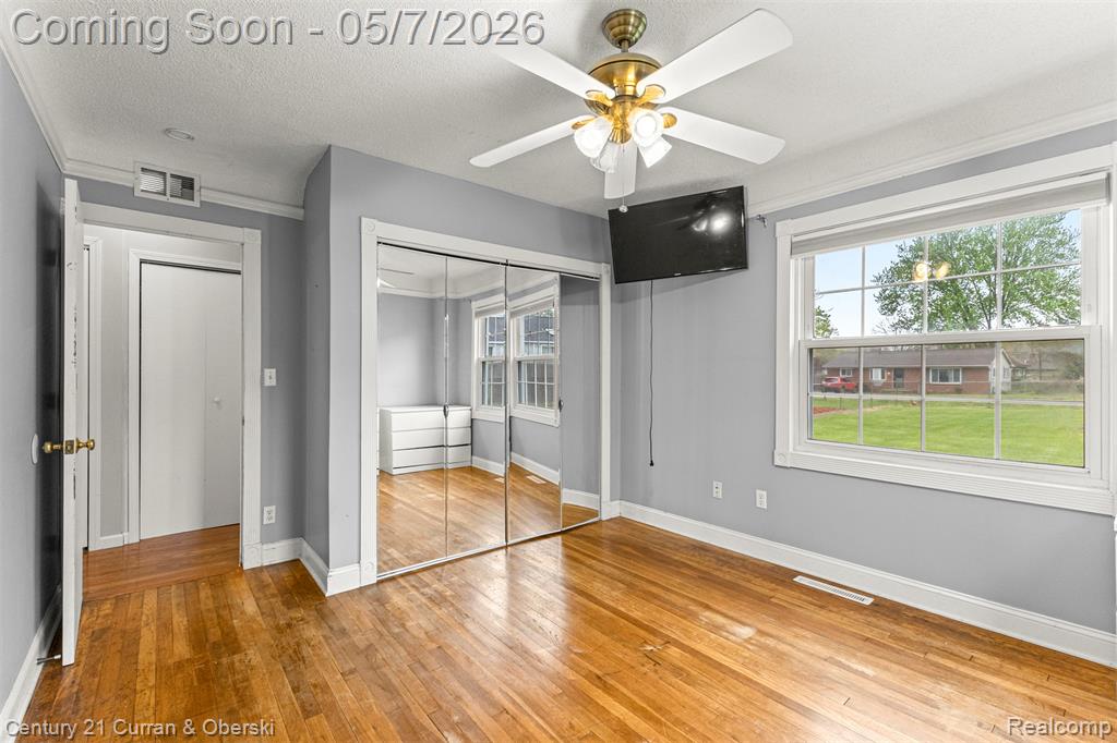 24628 Woodland Drive, Flat Rock, MI 48134 — Photo 19