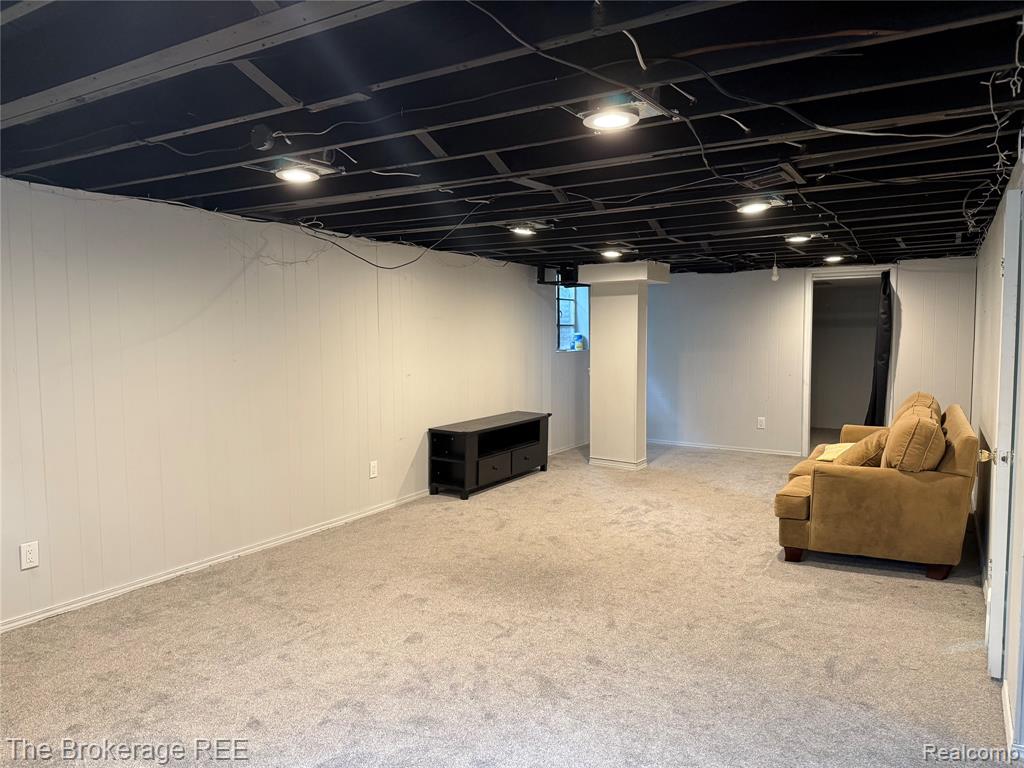 9248 Idaho Street, Livonia, MI 48150 — Photo 46