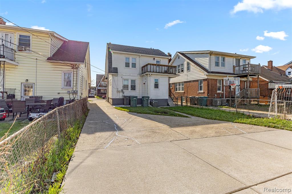 6842 Jonathon Street, Dearborn, MI 48126 — Photo 44