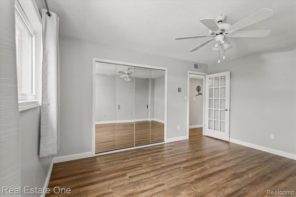 5291 Highland Road, 104, Waterford, MI 48327 — Photo 18