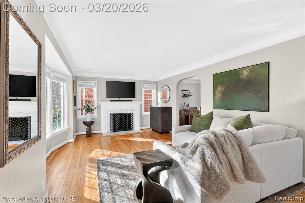 1922 Norwood Drive, Grosse Pointe Woods, MI 48236 — Photo 3