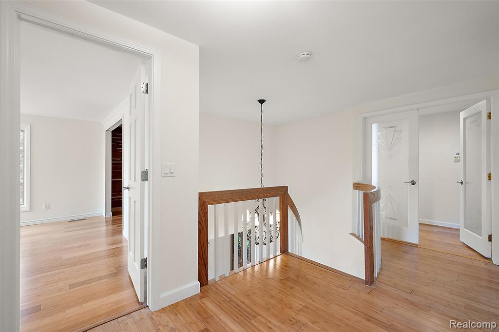 5353 W Bloomfield Lake Road, West Bloomfield, MI 48323 — Photo 30