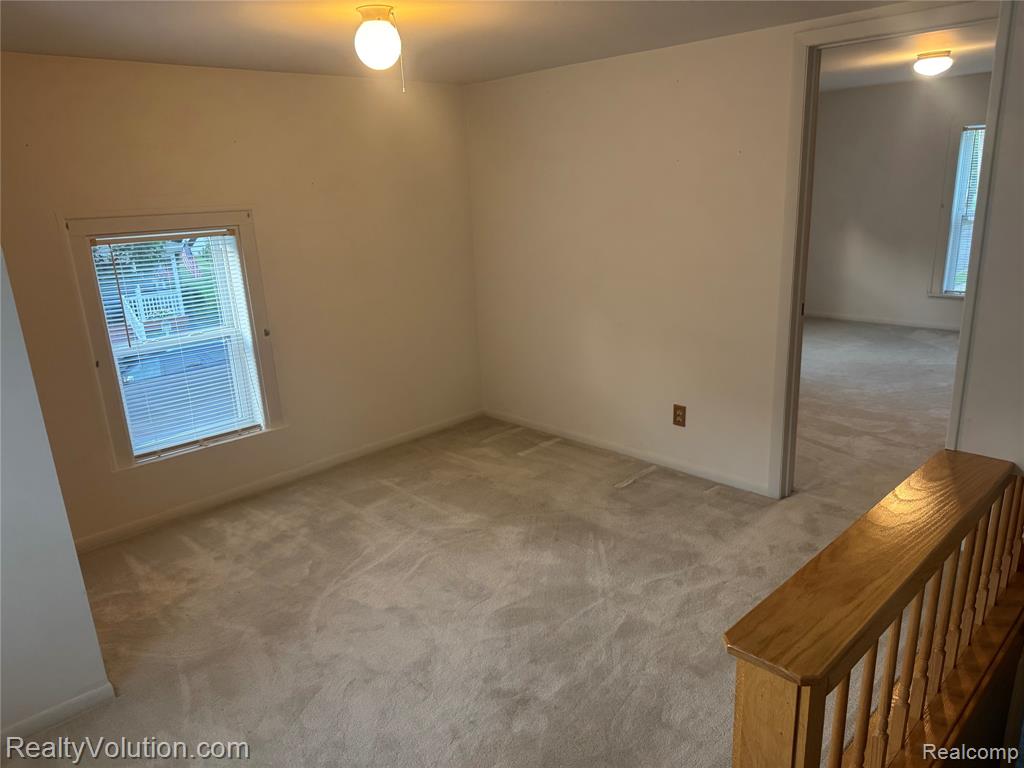 727 W Park Street, Lapeer, MI 48446 — Photo 16