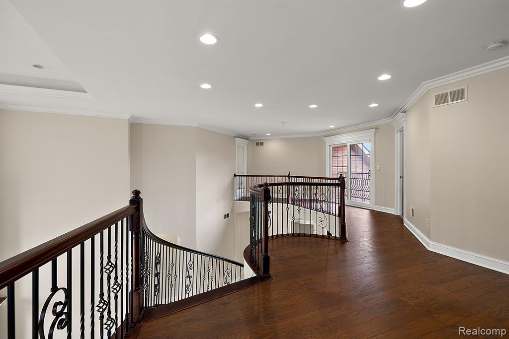 66701 NOTRE DAME Boulevard, Washington, MI 48095 — Photo 52