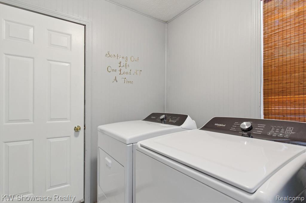 890 FARNSWORTH Road, White Lake, MI — Photo 26