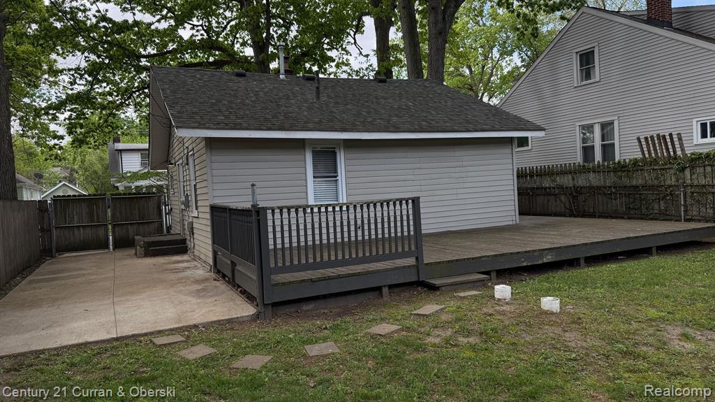 648 W HAZELHURST Street, Ferndale, MI 48220 — Photo 27