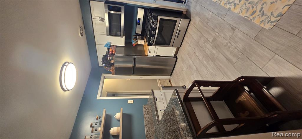 3961 Gertrude Street, Dearborn Heights, MI 48125 — Photo 3