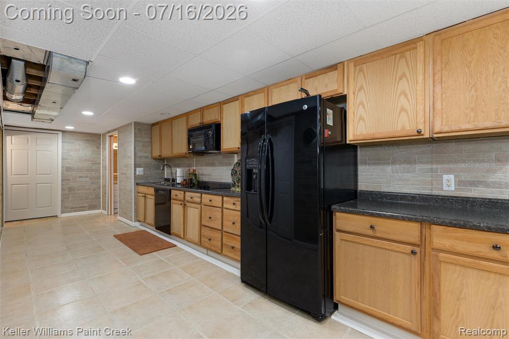 5408 Coral Ridge Drive, Grand Blanc, MI 48439 — Photo 43