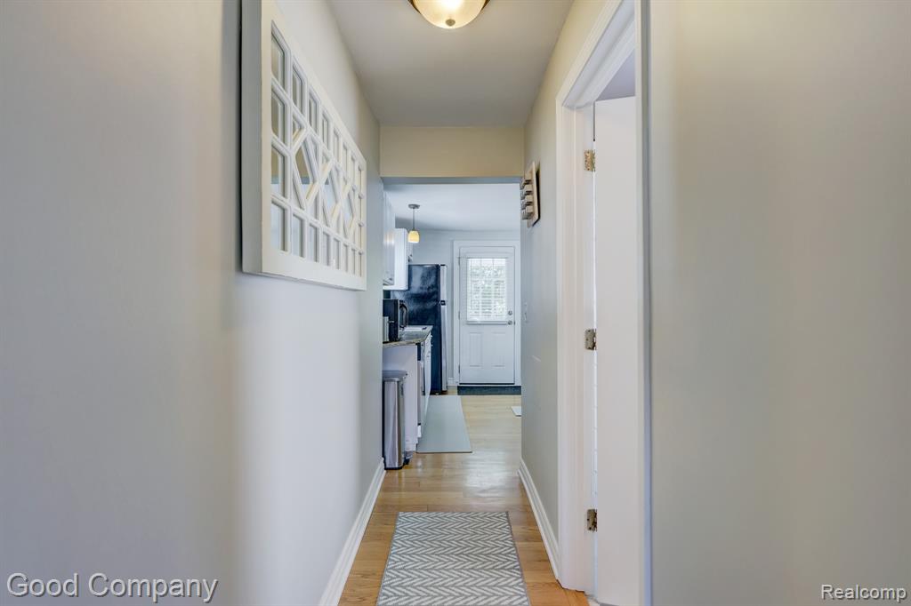 45 W Morehouse Avenue, Hazel Park, MI 48030 — Photo 6