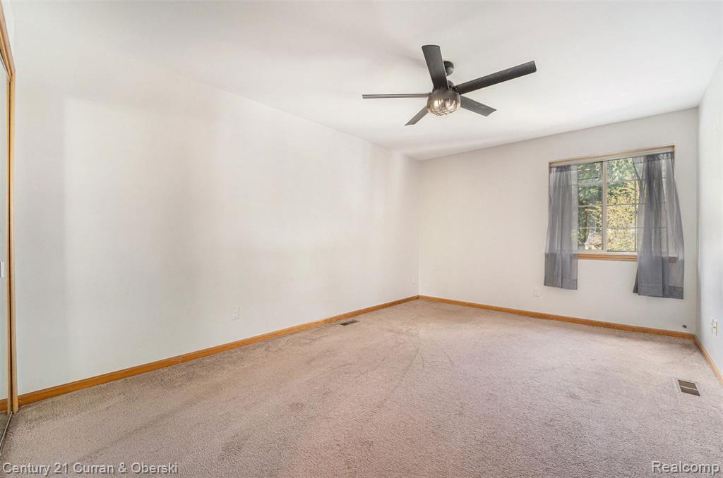 896 Saint Clair Street, Grosse Pointe, MI 48230 — Photo 20