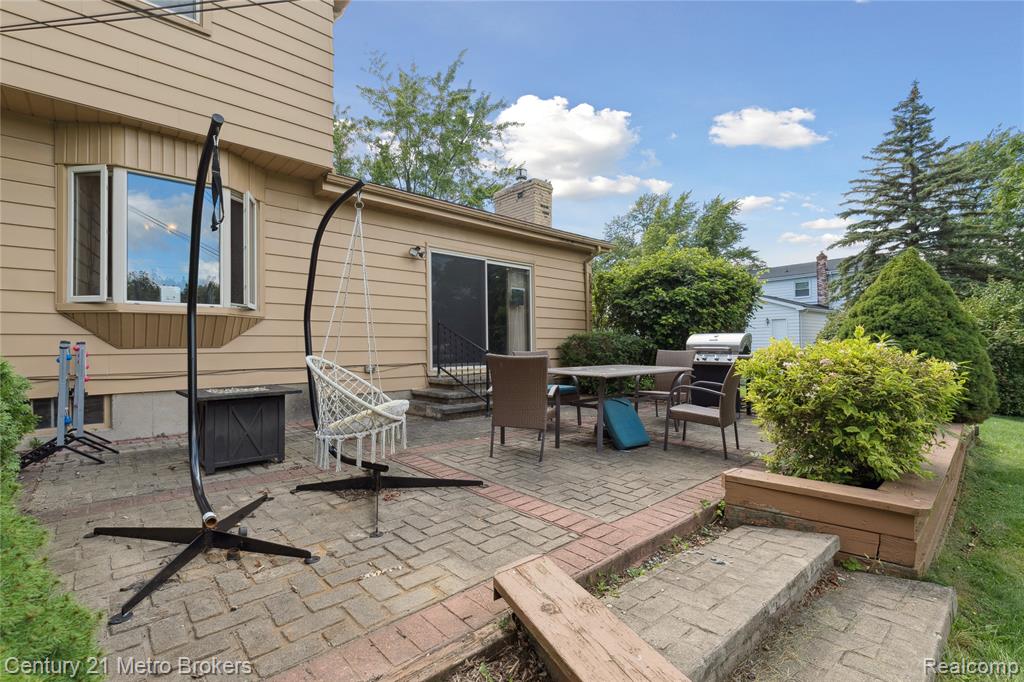 8505 Old Plank Road, Grand Blanc, MI 48439 — Photo 48