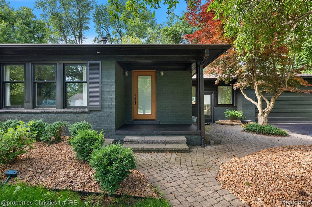 27331 Gardenway Road, Franklin, MI 48025 — Photo 3