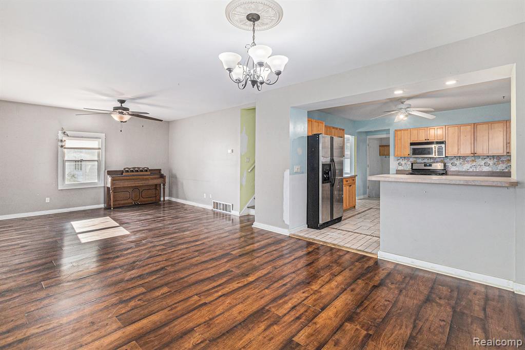 92 Gallup Street, Mount Clemens, MI 48043 — Photo 8