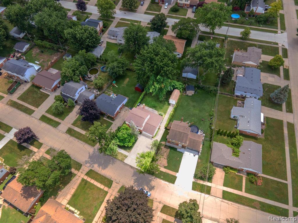 8252 Tinkler Road, Sterling Heights, MI 48312 — Photo 55