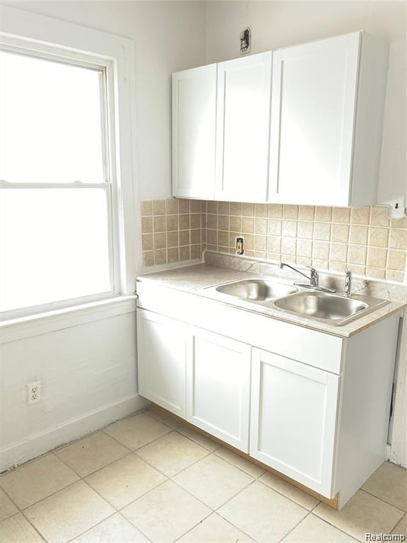 5512 WHITFIELD Street, Detroit, MI 48204 — Photo 6