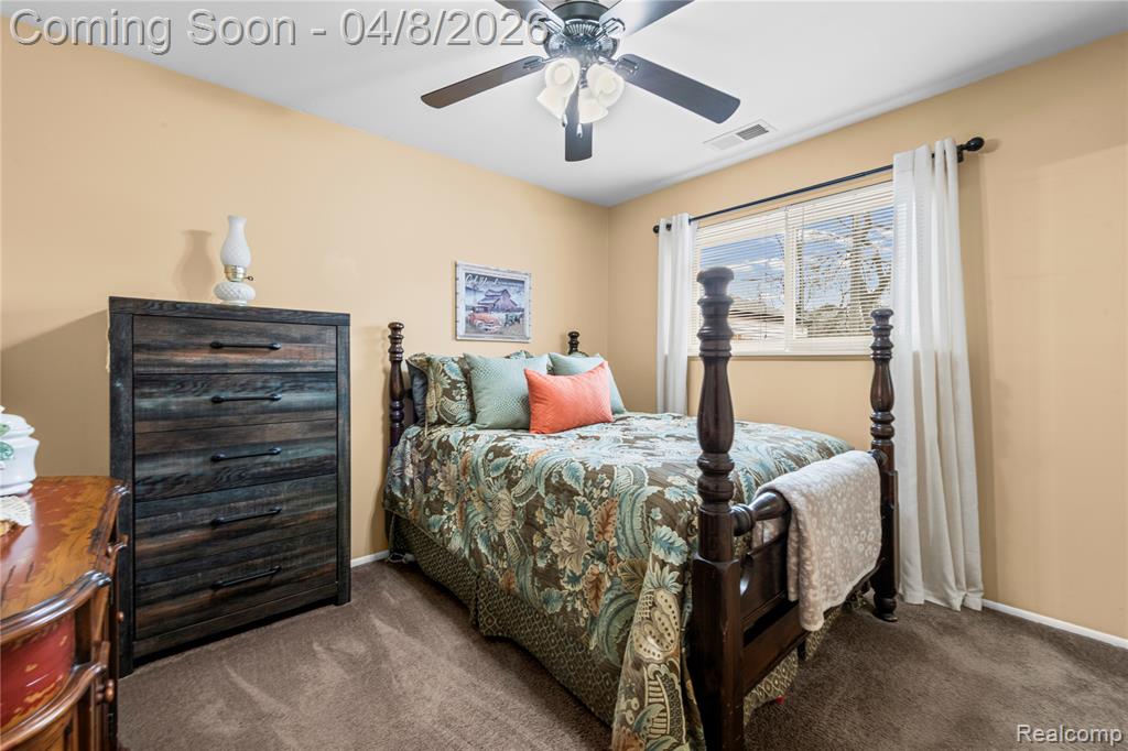 4685 Universal Street, Dearborn Heights, MI 48125 — Photo 14