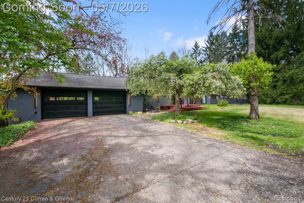 27869 Old Colony Street, Farmington, MI 48334 — Photo 49