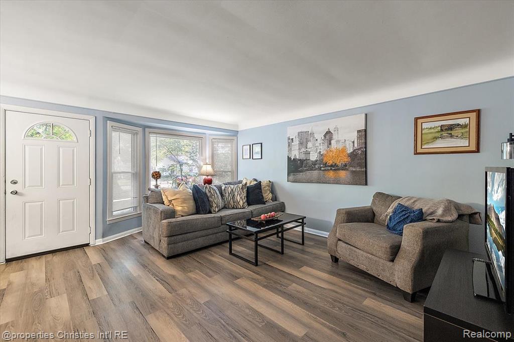 4402 Berkshire Road, Royal Oak, MI 48073 — Photo 6