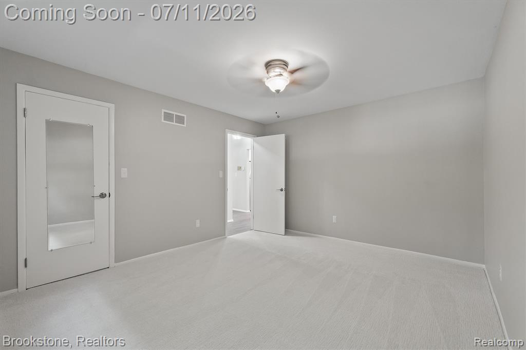 775 E Fox Hills Drive, Bloomfield Hills, MI 48304 — Photo 18