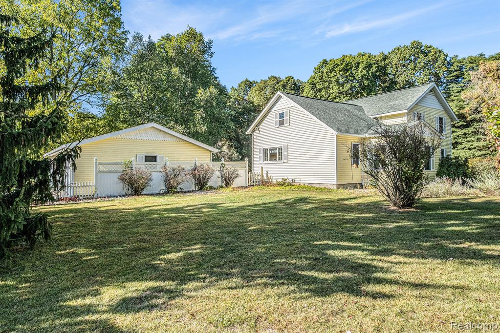 11499 Silver Lake Road, Byron, MI 48418 — Photo 20