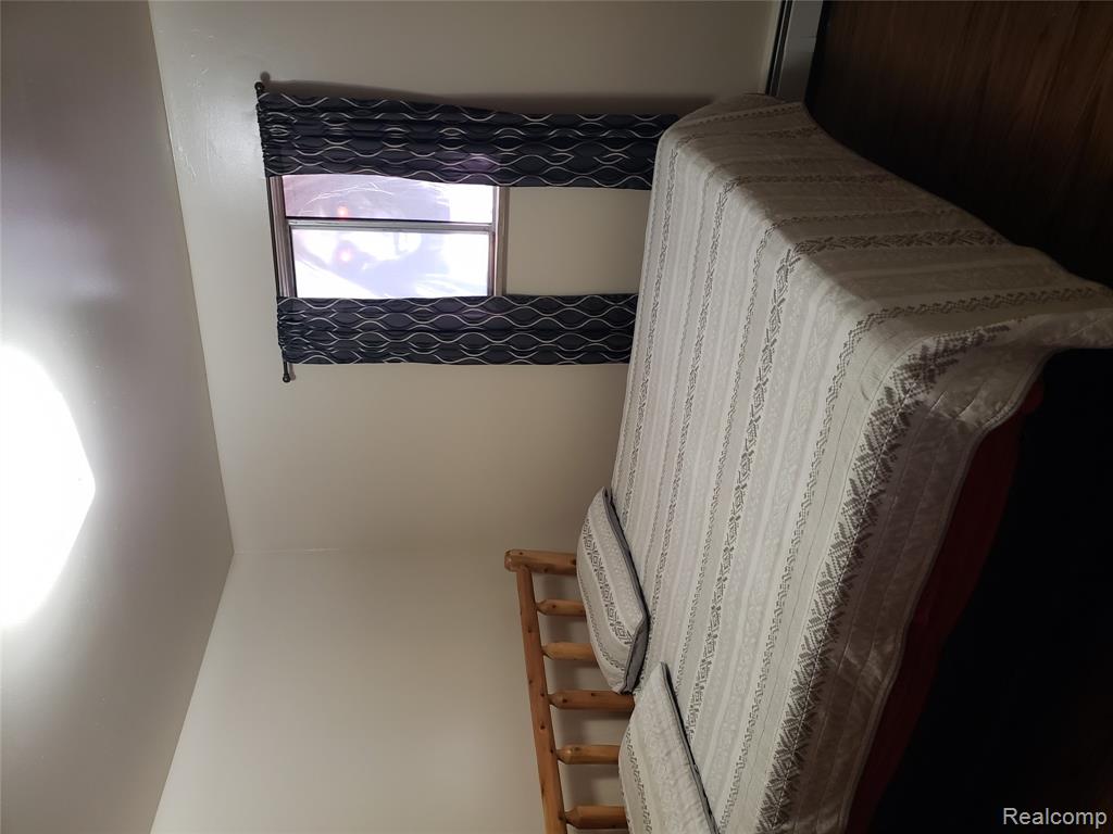 4534 Raubinger Road, Swartz Creek, MI 48473 — Photo 5