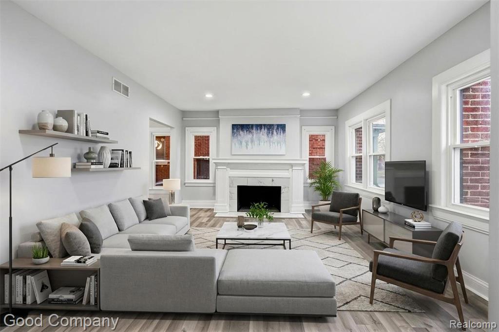 2717 burlingame, Detroit, MI 48206 — Photo 3