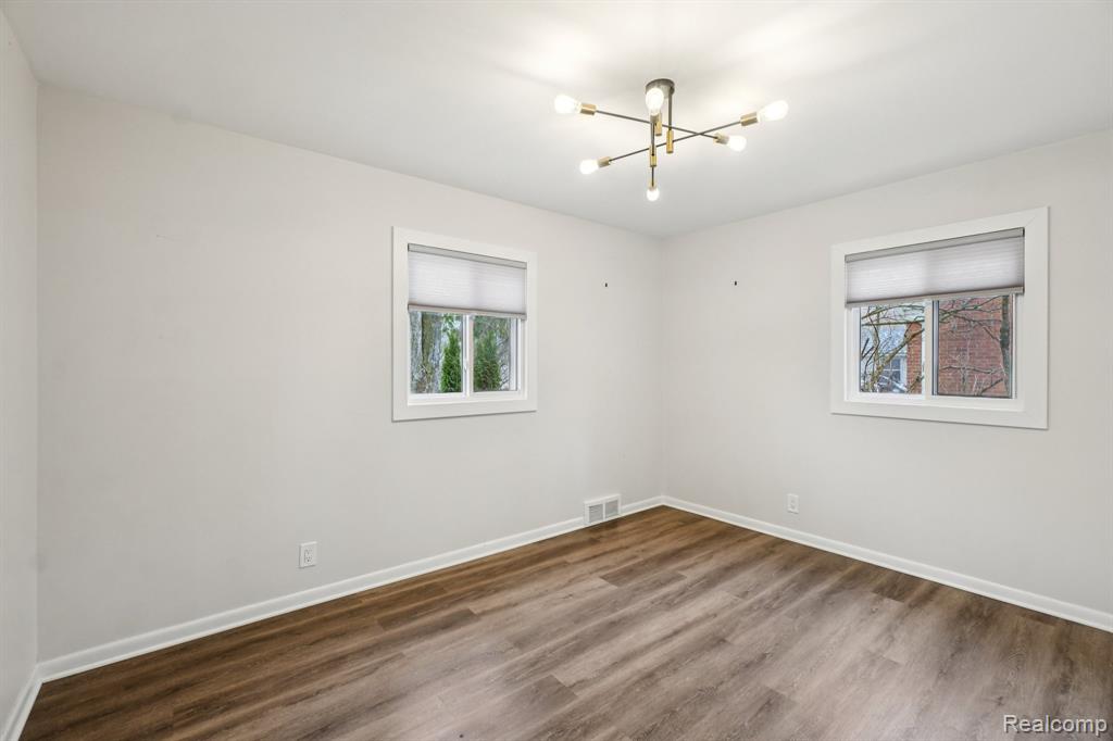 1156 Sycamore Drive, Rochester, MI 48307 — Photo 15
