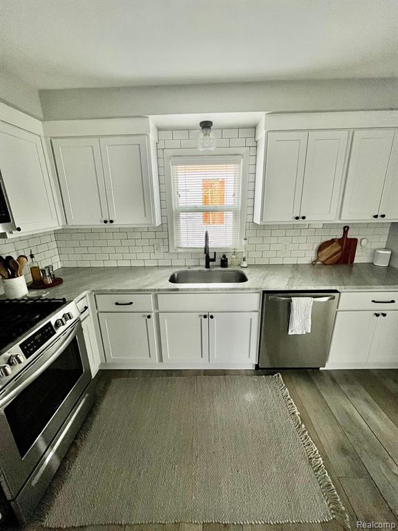 654 BROADACRE Avenue, Clawson, MI — Photo 11