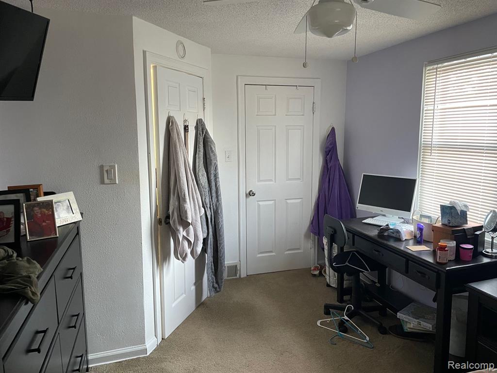 8439 Harding Street, Center Line, MI 48015 — Photo 15