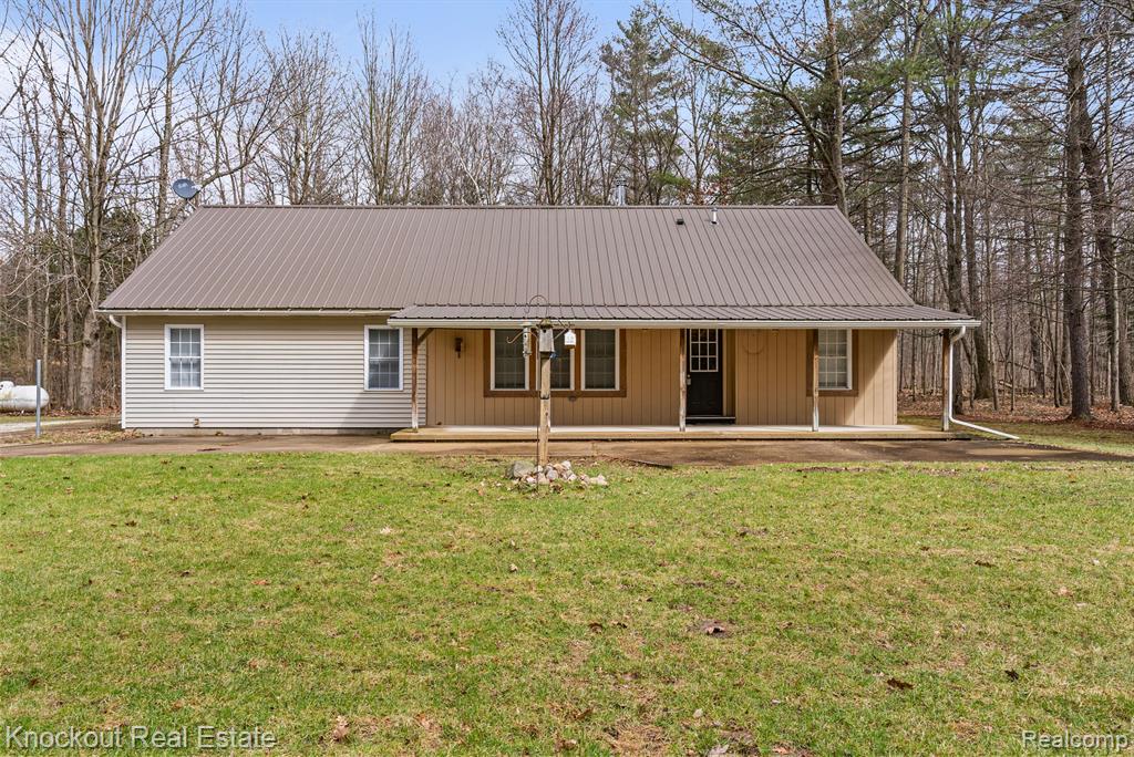 4848 LITTLE CEDAR CREEK Drive, Attica, MI 48412 — Photo 3