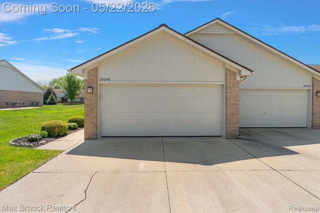 25258 Julianna Drive, Chesterfield, MI — Photo 22