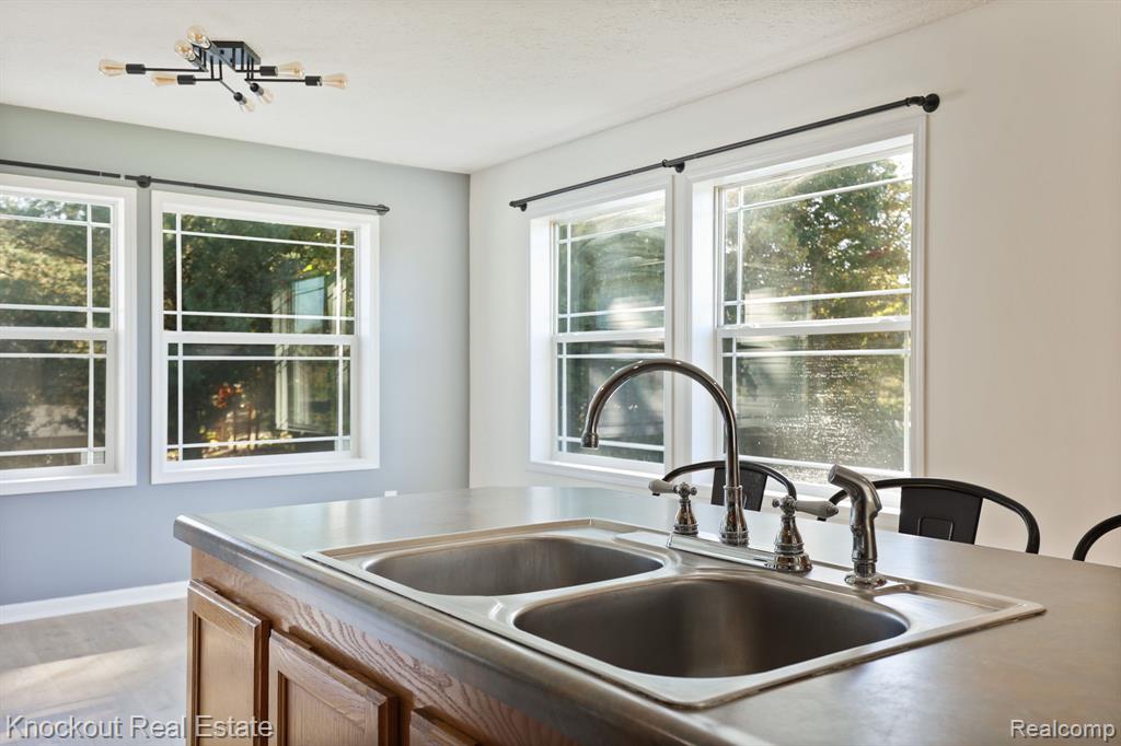 6977 Rathbun Road, Birch Run, MI 48415 — Photo 16