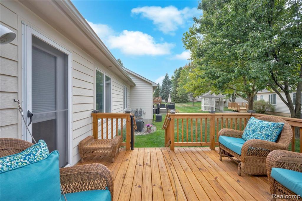 6052 Belmont Court, Grand Blanc, MI 48439 — Photo 39