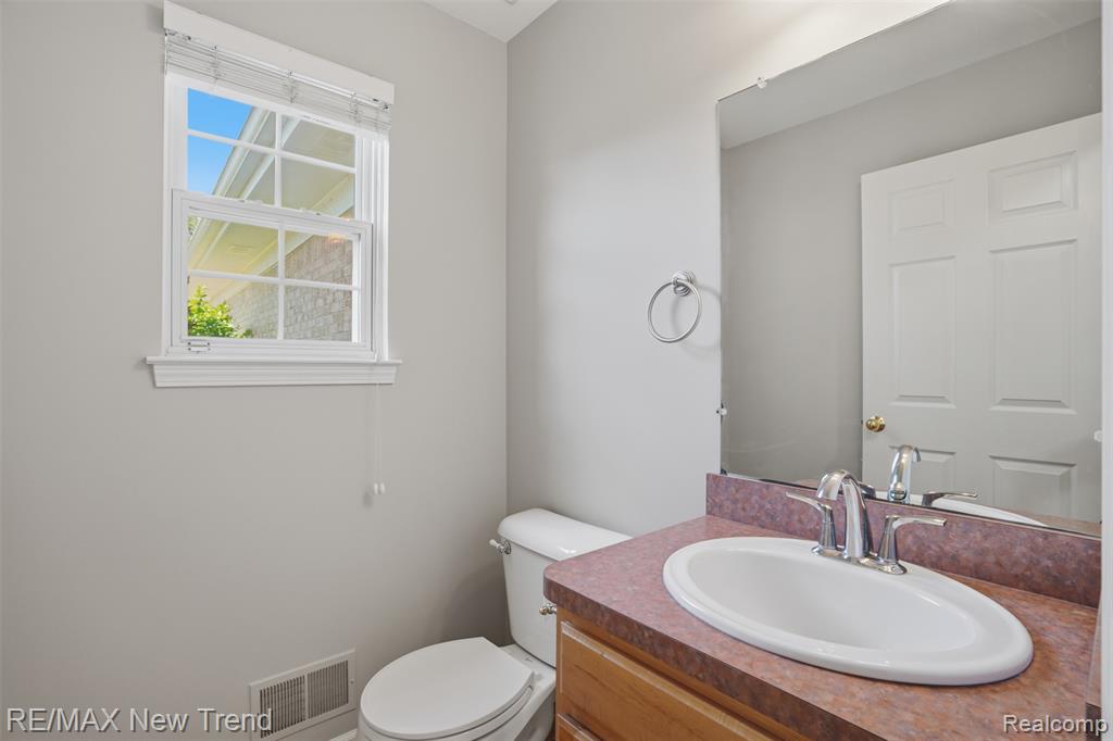 729 Akehurst Lane, White Lake, MI — Photo 23