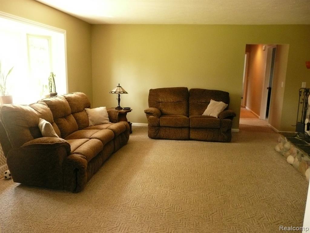 831 DEL SHER Drive, Brighton, MI 48114 — Photo 23